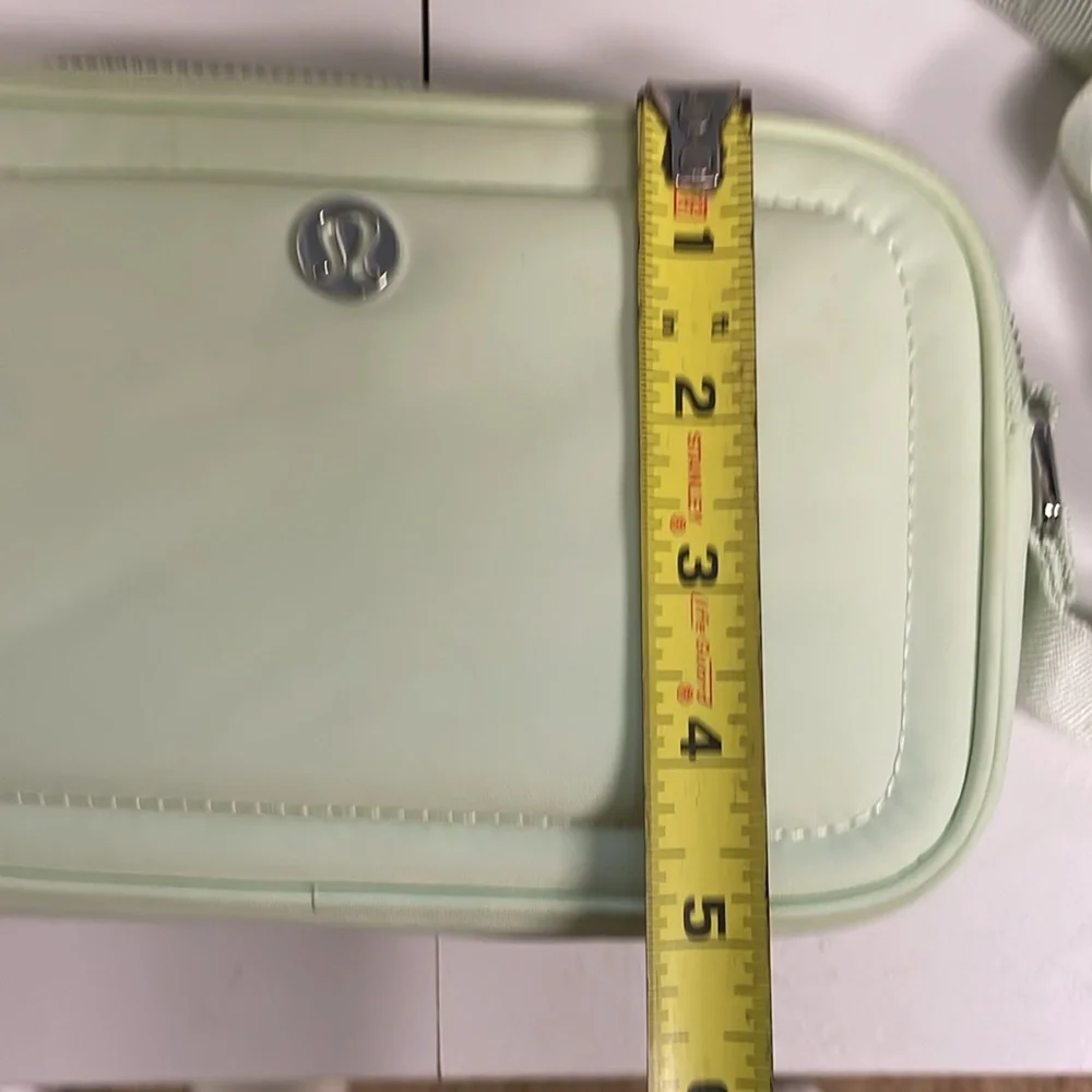 Lululemon Crossbody Camera Bag 2L